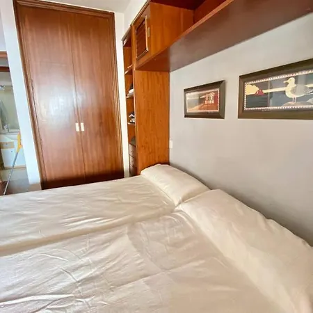 Zafiro Piso 14 Av. Costablanca Playa De San Juan