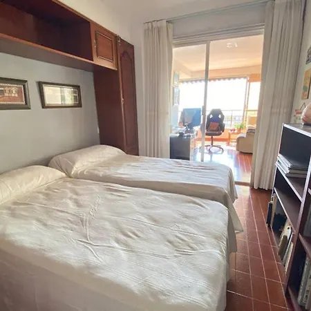 Zafiro Piso 14 Av. Costablanca Playa De San Juan Apartment